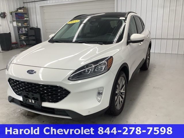 2022 Ford Escape Titanium