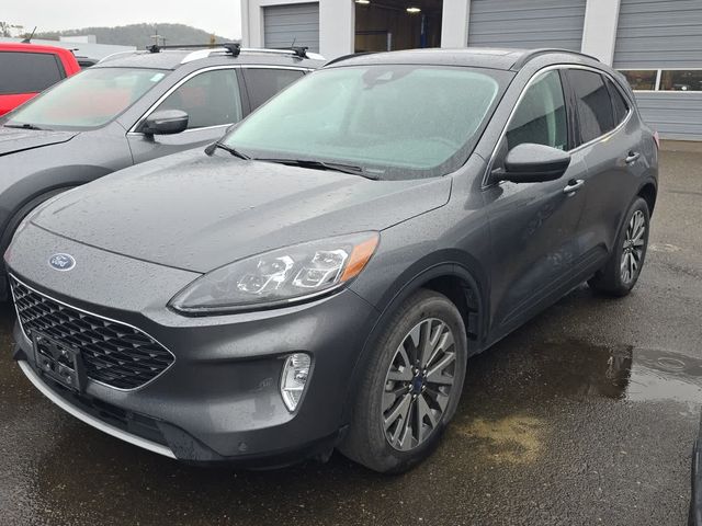 2022 Ford Escape Titanium