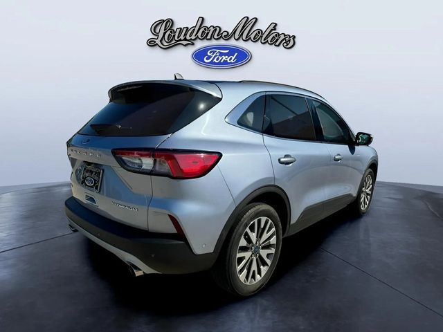 2022 Ford Escape Titanium