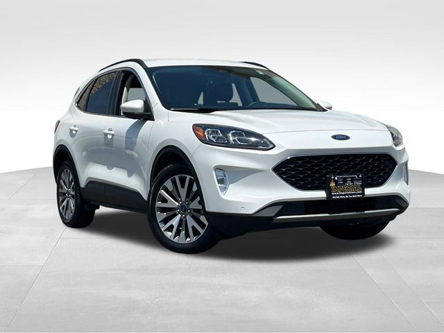 2022 Ford Escape Titanium