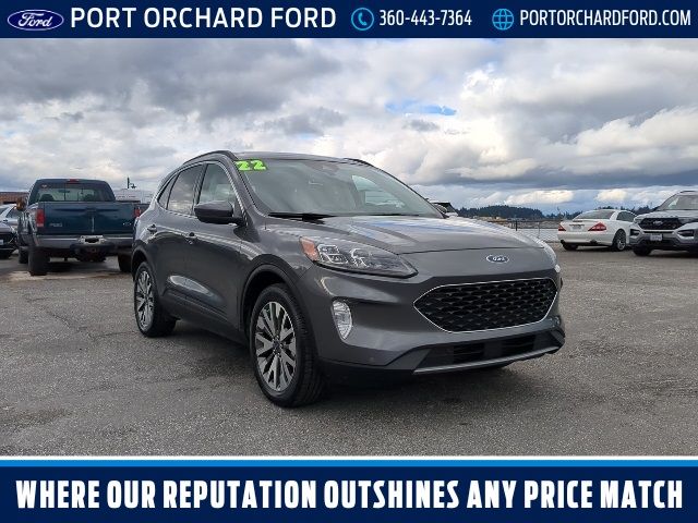 2022 Ford Escape Titanium