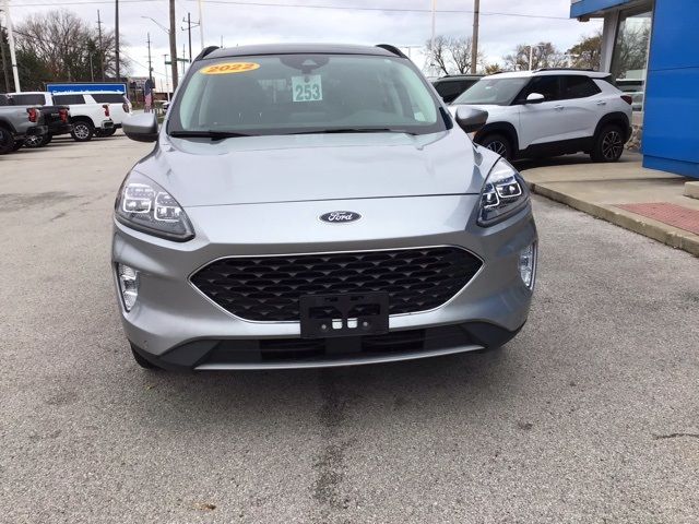 2022 Ford Escape Titanium