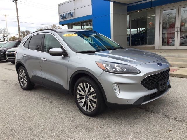 2022 Ford Escape Titanium