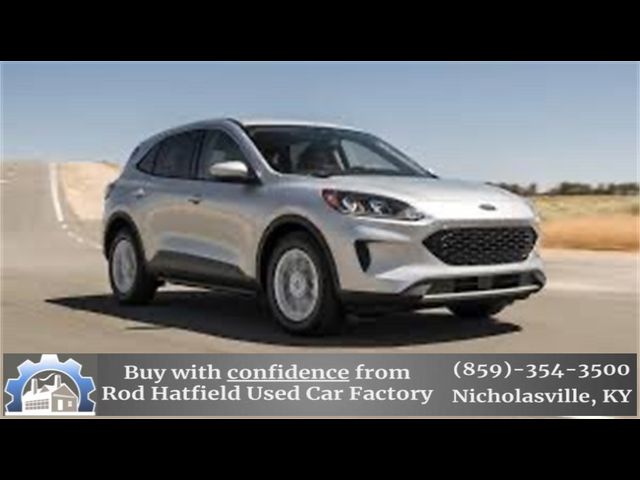 2022 Ford Escape Titanium