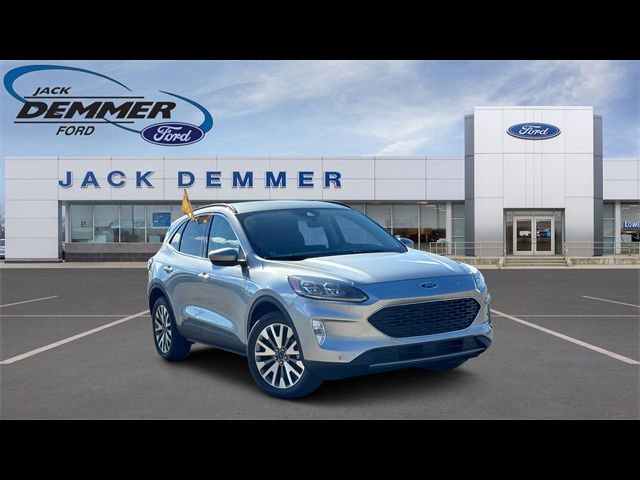 2022 Ford Escape Titanium