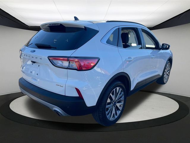 2022 Ford Escape Titanium