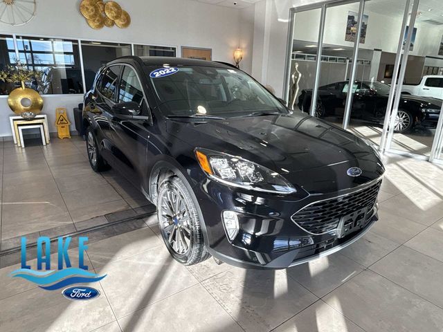 2022 Ford Escape Titanium