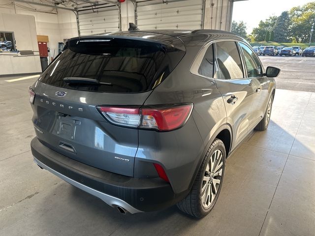 2022 Ford Escape Titanium