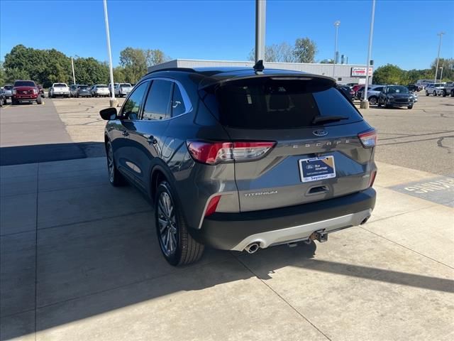 2022 Ford Escape Titanium