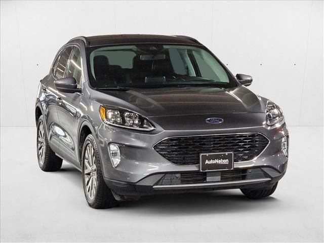 2022 Ford Escape Titanium