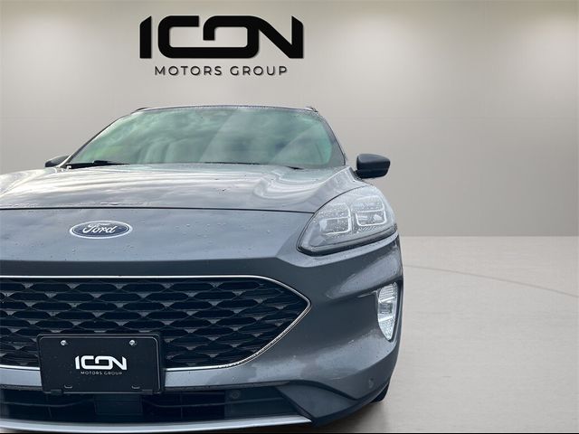 2022 Ford Escape Titanium