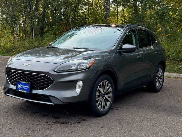 2022 Ford Escape Titanium