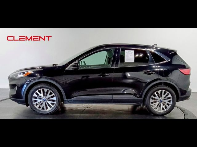 2022 Ford Escape Titanium