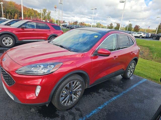 2022 Ford Escape Titanium