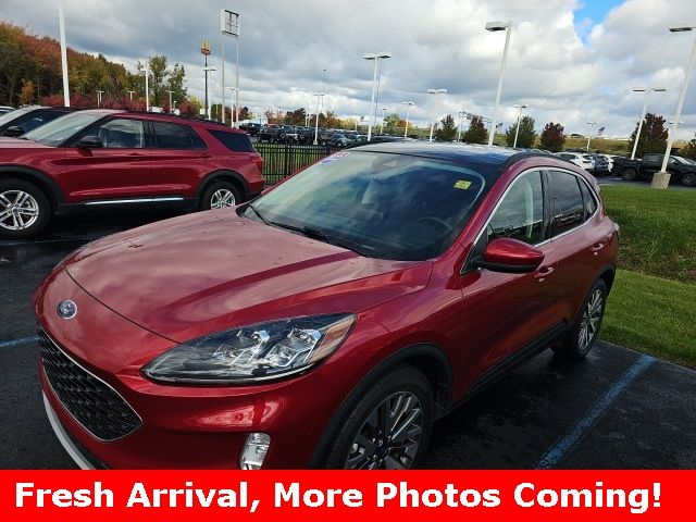 2022 Ford Escape Titanium