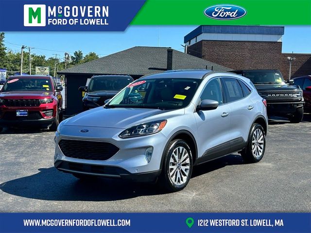 2022 Ford Escape Titanium