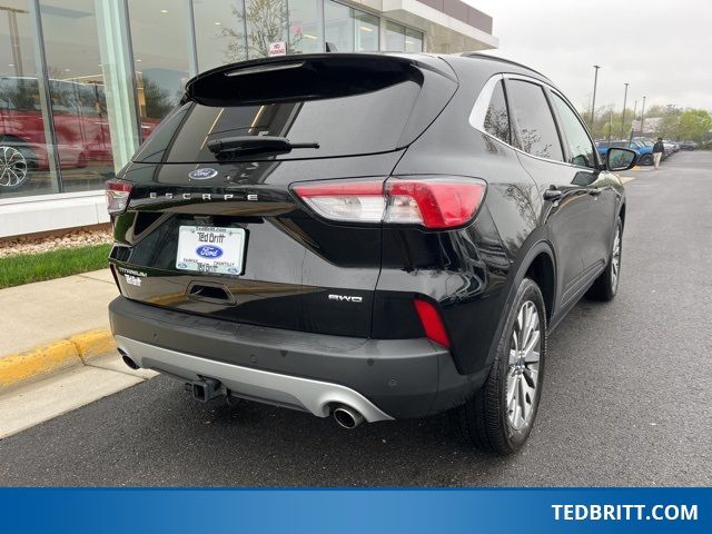 2022 Ford Escape Titanium