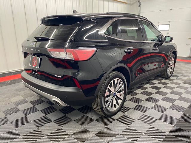 2022 Ford Escape Titanium