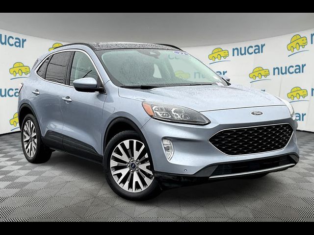 2022 Ford Escape Titanium