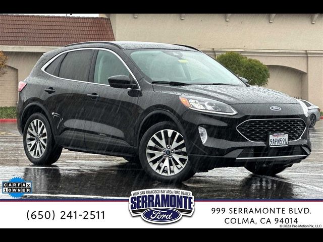 2022 Ford Escape Titanium