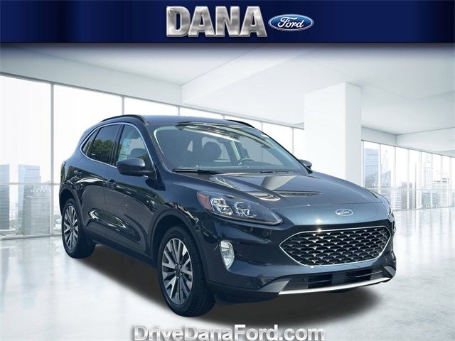 2022 Ford Escape Titanium