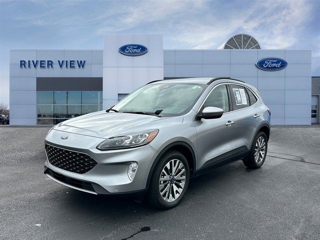 2022 Ford Escape Titanium