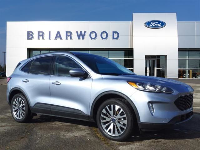 2022 Ford Escape Titanium