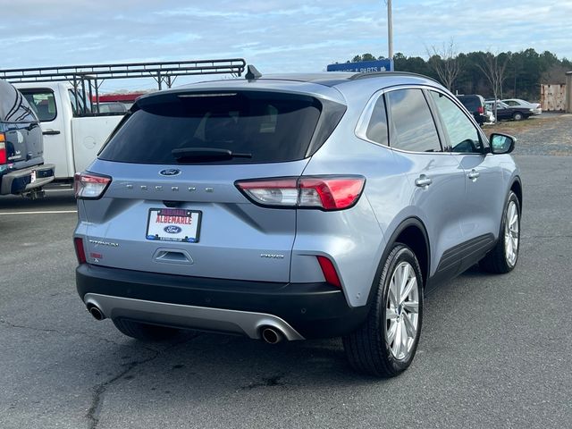 2022 Ford Escape Titanium