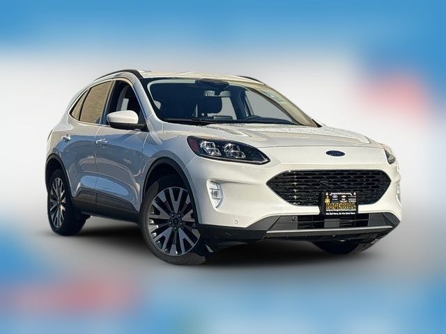 2022 Ford Escape Titanium