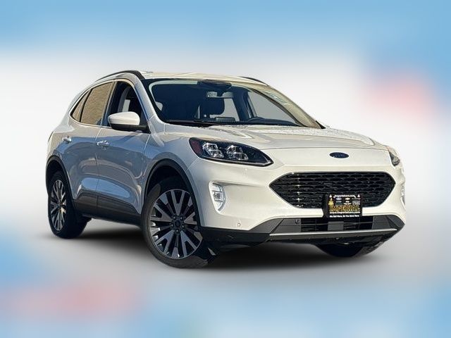 2022 Ford Escape Titanium