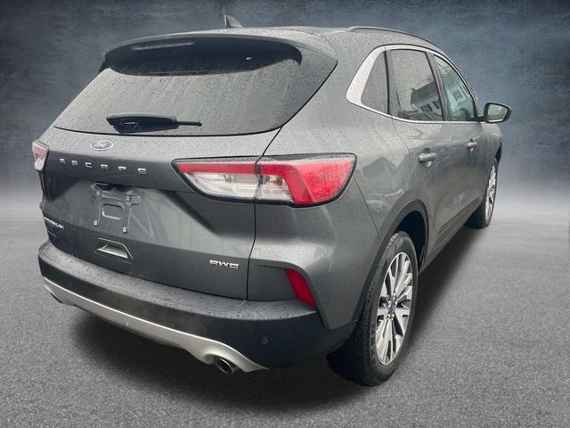 2022 Ford Escape Titanium