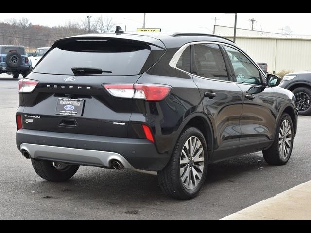 2022 Ford Escape Titanium