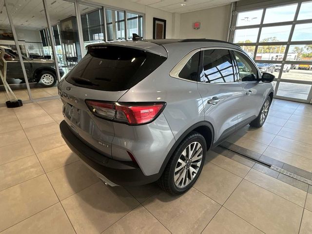 2022 Ford Escape Titanium