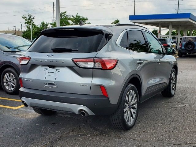 2022 Ford Escape Titanium