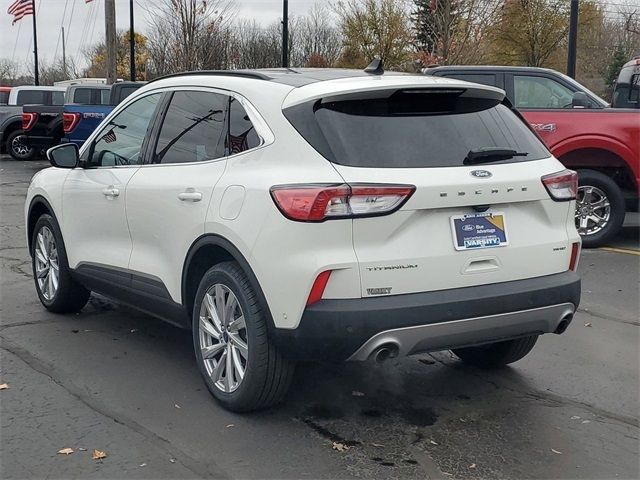 2022 Ford Escape Titanium