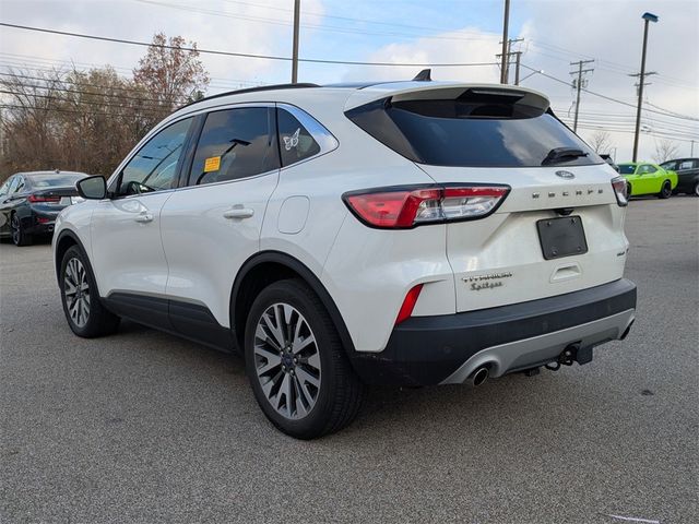 2022 Ford Escape Titanium