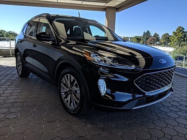 2022 Ford Escape Titanium