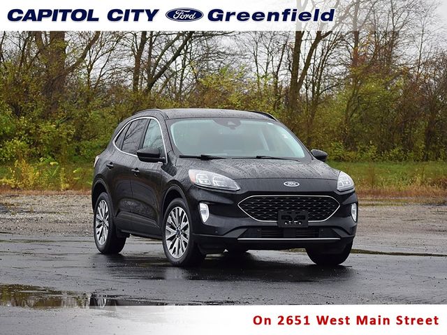 2022 Ford Escape Titanium