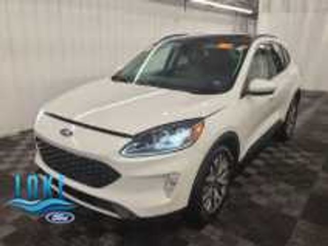 2022 Ford Escape Titanium