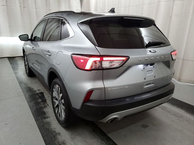 2022 Ford Escape Titanium