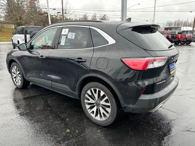 2022 Ford Escape Titanium