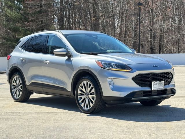 2022 Ford Escape Titanium