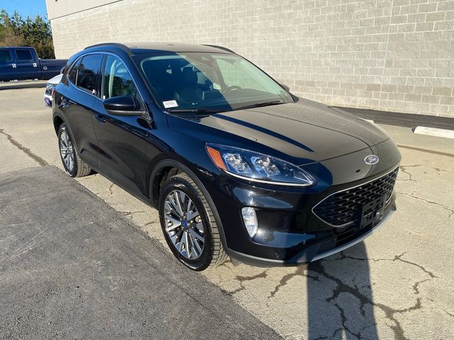 2022 Ford Escape Titanium