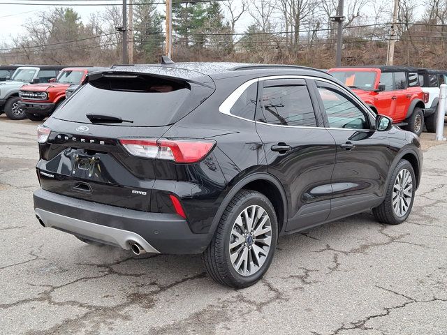 2022 Ford Escape Titanium