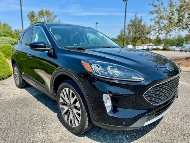 2022 Ford Escape Titanium