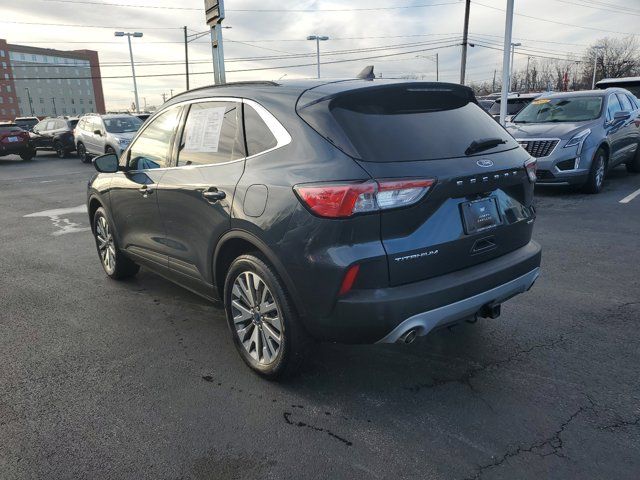 2022 Ford Escape Titanium