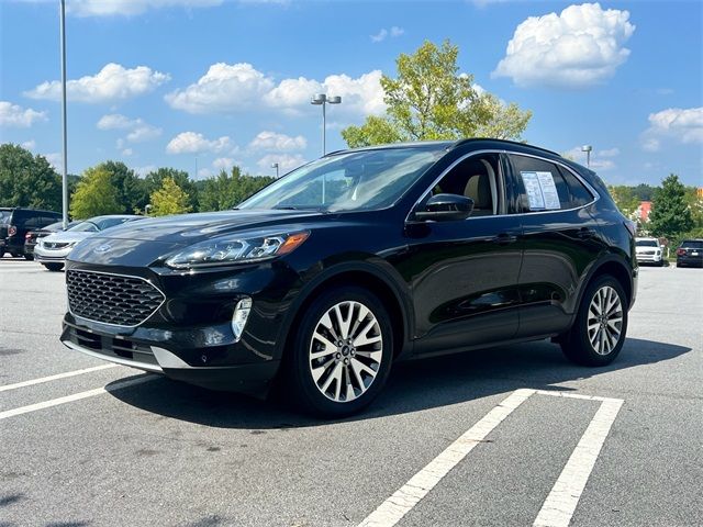 2022 Ford Escape Hybrid Titanium