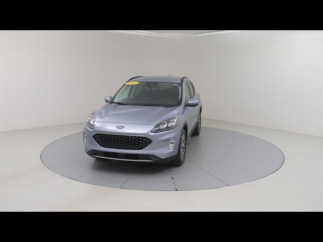 2022 Ford Escape Hybrid Titanium