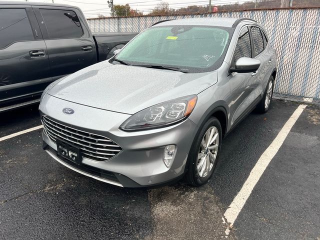 2022 Ford Escape Hybrid Titanium