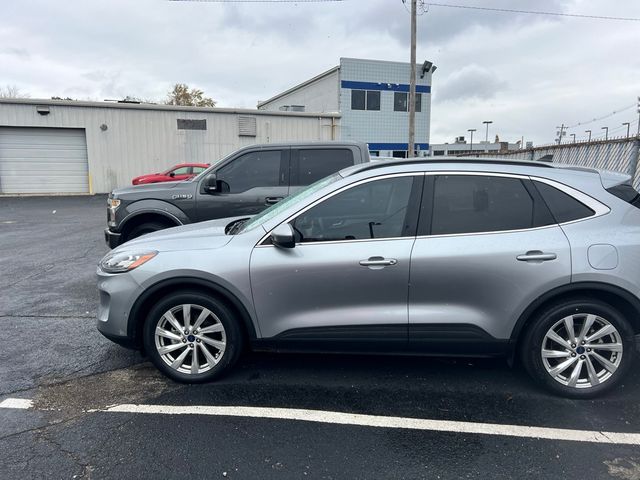 2022 Ford Escape Hybrid Titanium